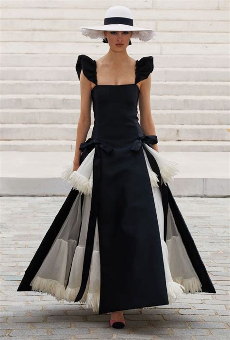 defile chanel 6 juillet 2021|Haute couture automne.